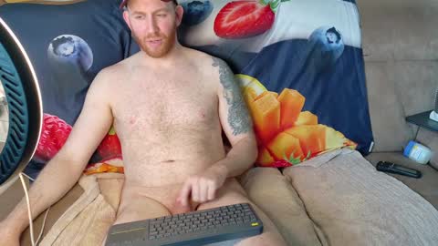 Tall Jewish Ginger DOM online show from 24, 1, 2025
