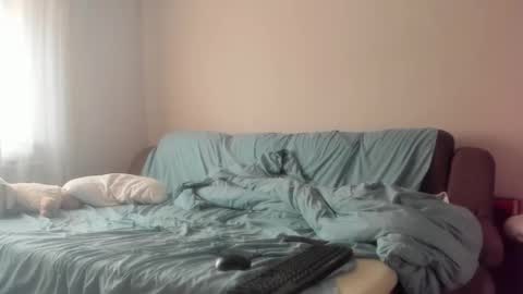 Issabelle online show from 1, 2, 2026