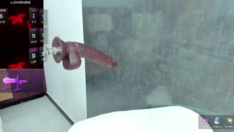 Snapshot of issys_milf chatting on 20, 2, 2025 ISSYS online show from 20, 2, 2025