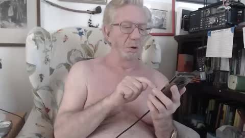 ImYourBitch online show from 29, 4, 2026