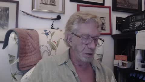 Snapshot of isubmissiveslut chatting on 23, 5, 2026 ImYourBitch online show from 23, 5, 2026