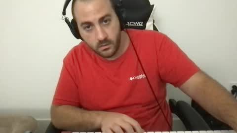 Snapshot of italianknob chatting on 30, 12, 2024 Valentino online show from 30, 12, 2024