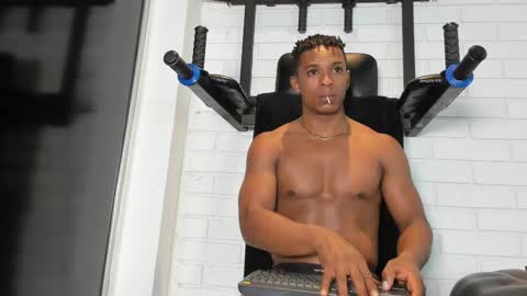 Italo Moore online show from 16, 9, 2025