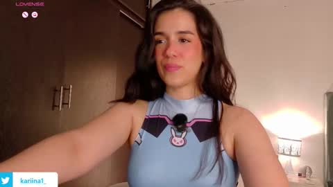 Snapshot of its_bunnyy chatting on 17, 11, 2025 K A R I online show from 17, 11, 2025