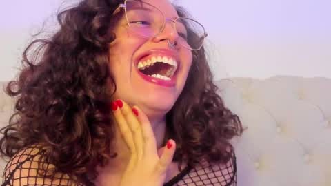 Snapshot of its_marie chatting on 21, 2, 2025 Maria online show from 21, 2, 2025