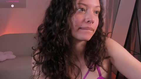 Snapshot of its_marie chatting on 2, 10, 2025 Maria online show from 2, 10, 2025