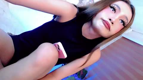 Snapshot of its_me_luna1111 chatting on 4, 7, 2026 its_me_luna1111 online show from 4, 7, 2026
