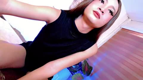 Snapshot of its_me_luna1111 chatting on 5, 7, 2026 its_me_luna1111 online show from 5, 7, 2026