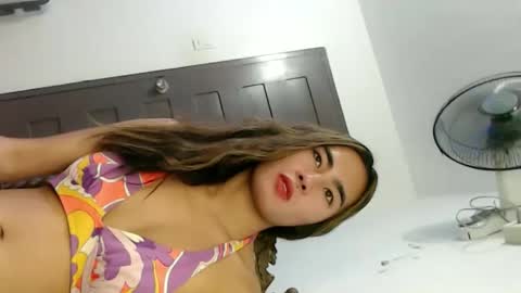 its_me_vanesa online show from 4, 2, 2026