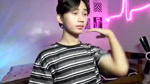 Snapshot of its_saya chatting on 2, 8, 2026 its_saya online show from 2, 8, 2026