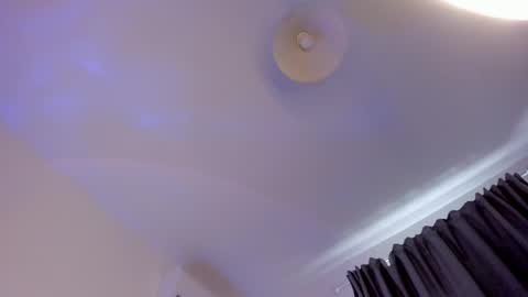 Isabella online show from 26, 3, 2026