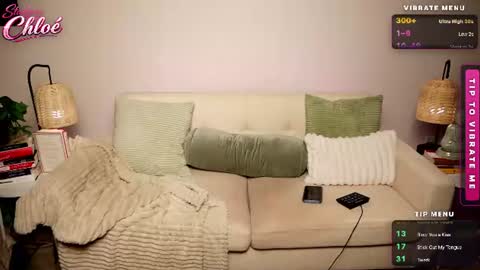 itschloelaurent online show from 7, 7, 2026
