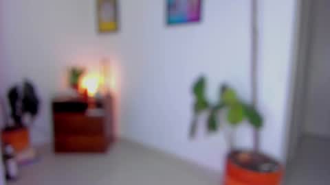 Snapshot of itslau_ chatting on 7, 7, 2026 lau online show from 7, 7, 2026