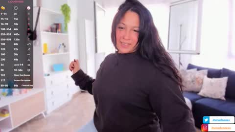 Itsmedannax   online show from 22, 10, 2025