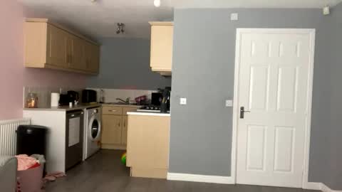 Lola online show from 19, 9, 2025