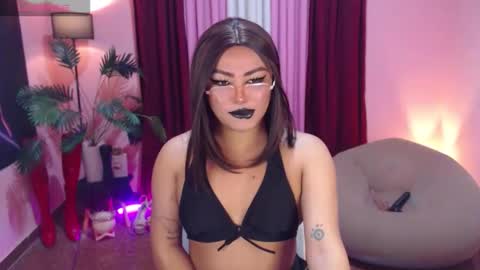 Snapshot of itsmesianaa29 chatting on 3, 10, 2025 Siana online show from 3, 10, 2025