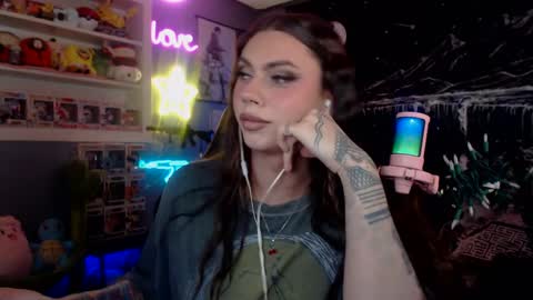 Nicki Foxx online show from 15, 2, 2025