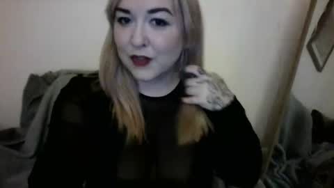 Snapshot of itsthemole chatting on 8, 11, 2025 Cunt Flaps online show from 8, 11, 2025