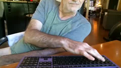 Snapshot of itsxxxtc chatting on 8, 9, 2025 itsxxxtc online show from 8, 9, 2025