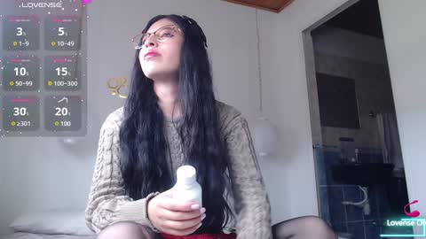 Snapshot of ivana_rose chatting on 28, 1, 2025 Adris online show from 28, 1, 2025