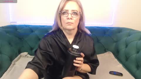 Snapshot of ivanacharm chatting on 16, 2, 2025 ivanacharm online show from 16, 2, 2025