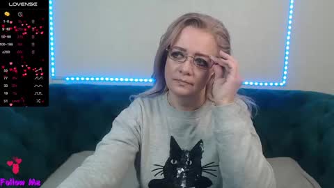 Snapshot of ivanacharm chatting on 9, 3, 2025 ivanacharm online show from 9, 3, 2025