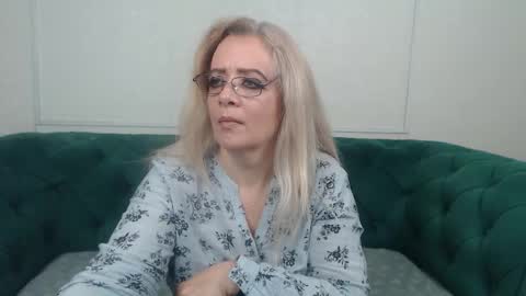 Snapshot of ivanacharm chatting on 22, 9, 2025 ivanacharm online show from 22, 9, 2025