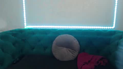 Snapshot of ivanacharm chatting on 15, 1, 2026 ivanacharm online show from 15, 1, 2026