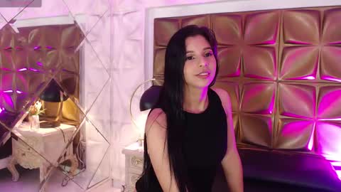 Snapshot of ivanawatson chatting on 6, 3, 2025 IvanaWatson online show from 6, 3, 2025