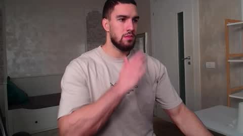 Snapshot of ivanhydee chatting on 30, 10, 2025 IvanHydee online show from 30, 10, 2025