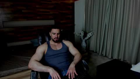 IvanHydee online show from 15, 4, 2026