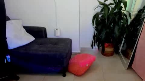 ivanna_essis online show from 23, 10, 2025