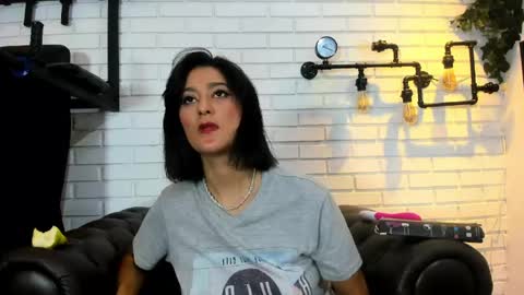 ivannavolkova online show from 1, 6, 2026