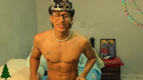 Snapshot of ivano_jones chatting on 14, 12, 2024 Ivano online show from 14, 12, 2024