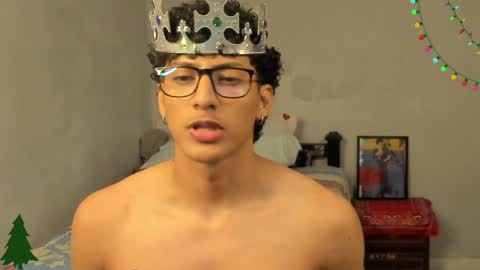 Snapshot of ivano_jones chatting on 19, 12, 2024 Ivano online show from 19, 12, 2024