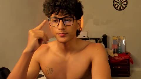 Snapshot of ivano_jones chatting on 18, 2, 2025 Ivano online show from 18, 2, 2025