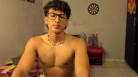 Snapshot of ivano_jones chatting on 8, 3, 2025 Ivano online show from 8, 3, 2025