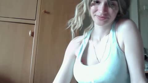 Snapshot of ivetta911 chatting on 31, 3, 2026 ivetta911 online show from 31, 3, 2026