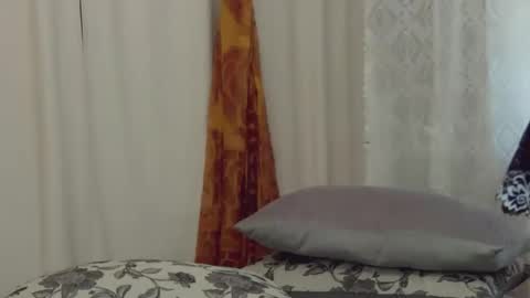 Snapshot of ivettasplash chatting on 5, 3, 2025 IrennaSplash online show from 5, 3, 2025