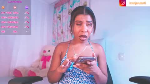 Snapshot of ivonjoness chatting on 22, 11, 2025 Ivon Miss Jones online show from 22, 11, 2025