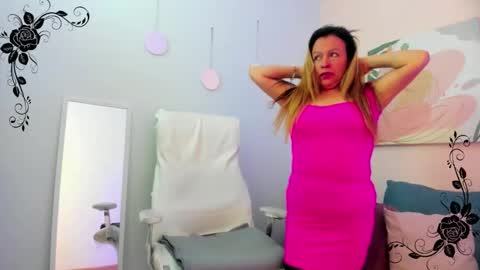 Ivonne online show from 5, 3, 2026