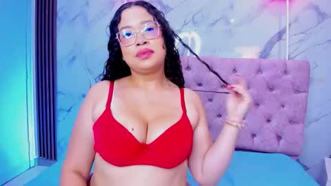 ivonygarciia online show from 3, 3, 2026