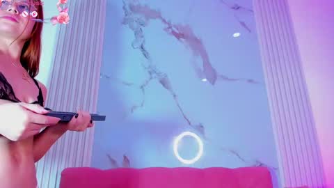 Snapshot of ivonymiller chatting on 5, 10, 2025 ivonymiller online show from 5, 10, 2025