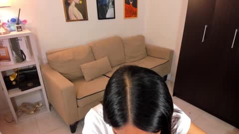 kirstenelsie online show from 10, 3, 2025