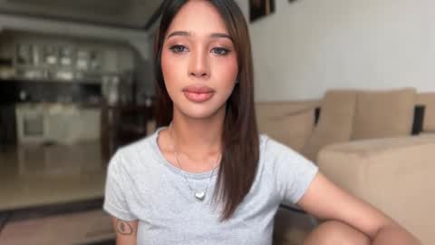 kirstenelsie online show from 3, 2, 2026