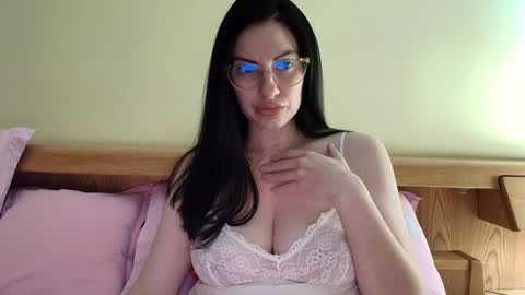 Snapshot of ivoryorchid chatting on 8, 12, 2024 Ivory online show from 8, 12, 2024