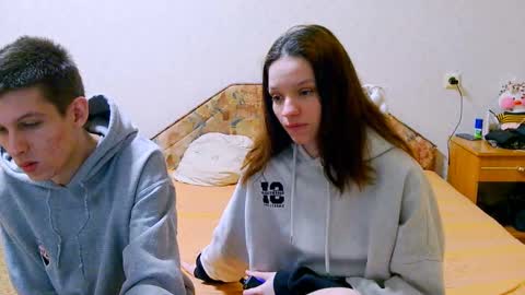 Ivy and Lester online show from 26, 2, 2025