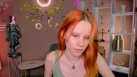 Snapshot of ivy_frost chatting on 27, 6, 2026 Ivy online show from 27, 6, 2026