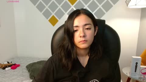 Snapshot of ivy_gail chatting on 10, 1, 2025 IVY online show from 10, 1, 2025