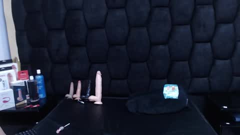 ivy_skinny online show from 25, 11, 2025